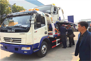 元阳汽车道路救援拖车价格